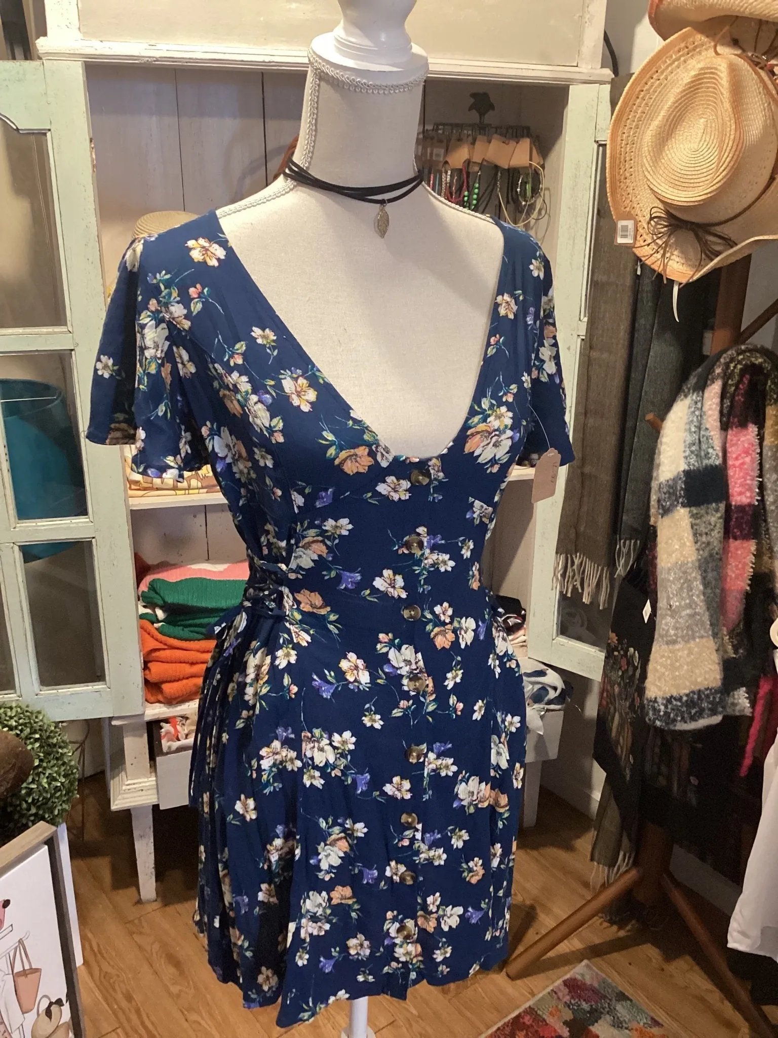 Band of gypsies dark blue floral Dress size s