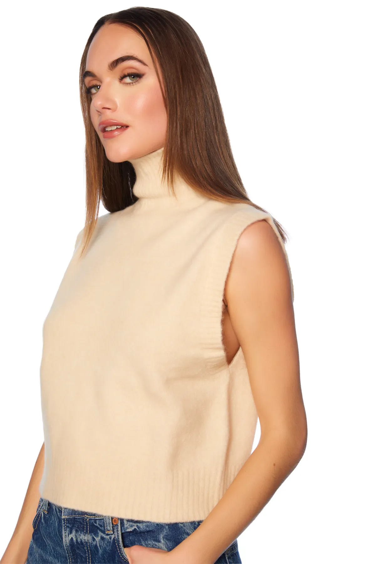 Mapache Mock Neck Vest
